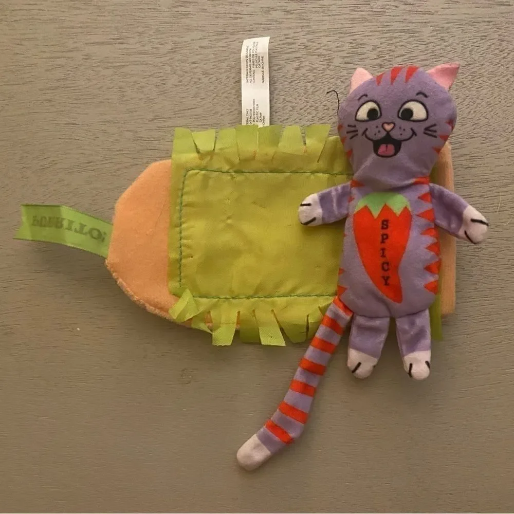 Pet Toy 2 Piece Burrito And Cat Play Toy